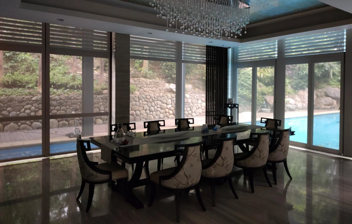 Modern Clear Views Solar Shades